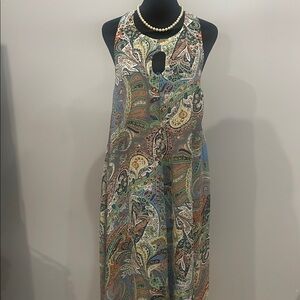 Paisley Print Sleeveless Dress with cut out front